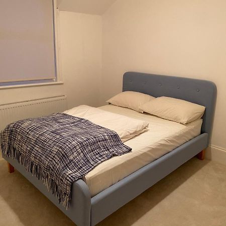 Westgate Two-Bedroom Homestay Suite Екстер'єр фото